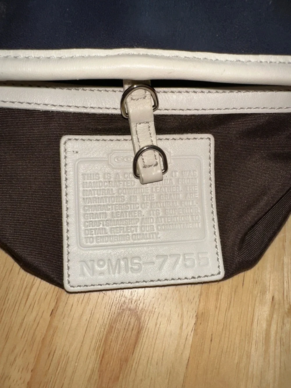 Coach 1991 Black and White Tote Bag - Elegant Everyday Handbag - Picture 9 of 10